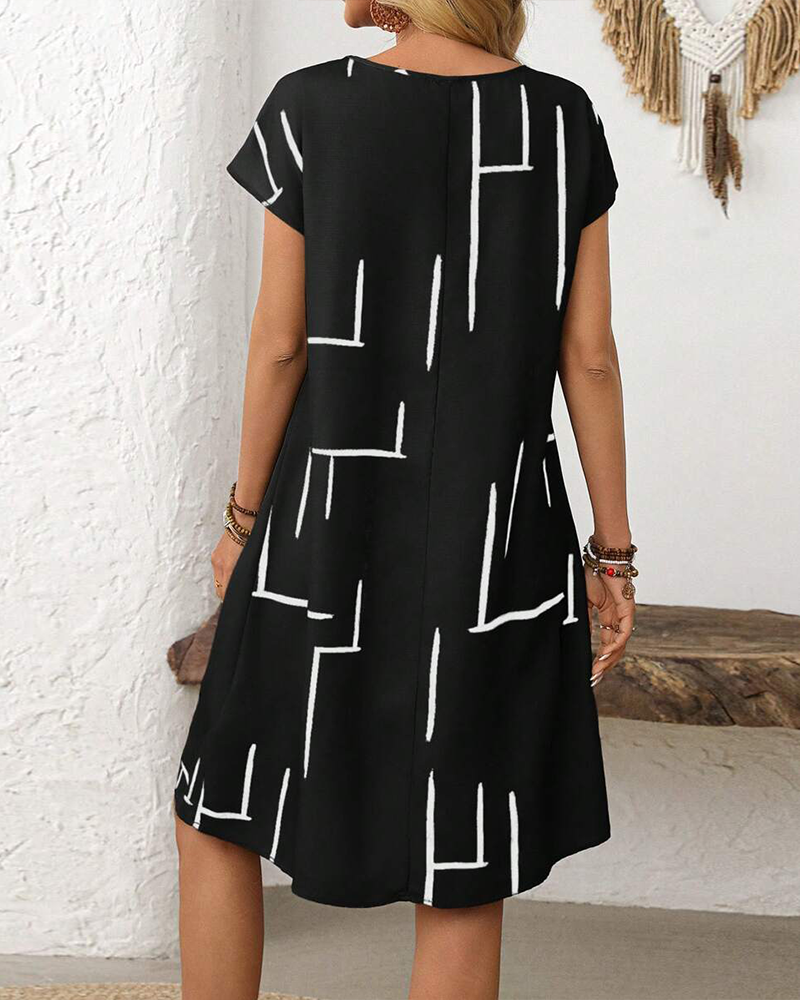 Women's Relaxed Dress with Geometric Print