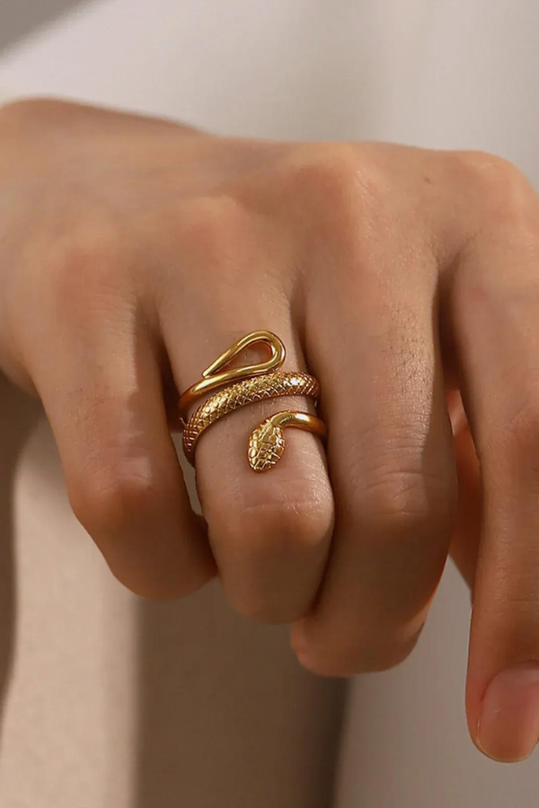 Dakota - Women's Venom Ring Striking Statement Piece
