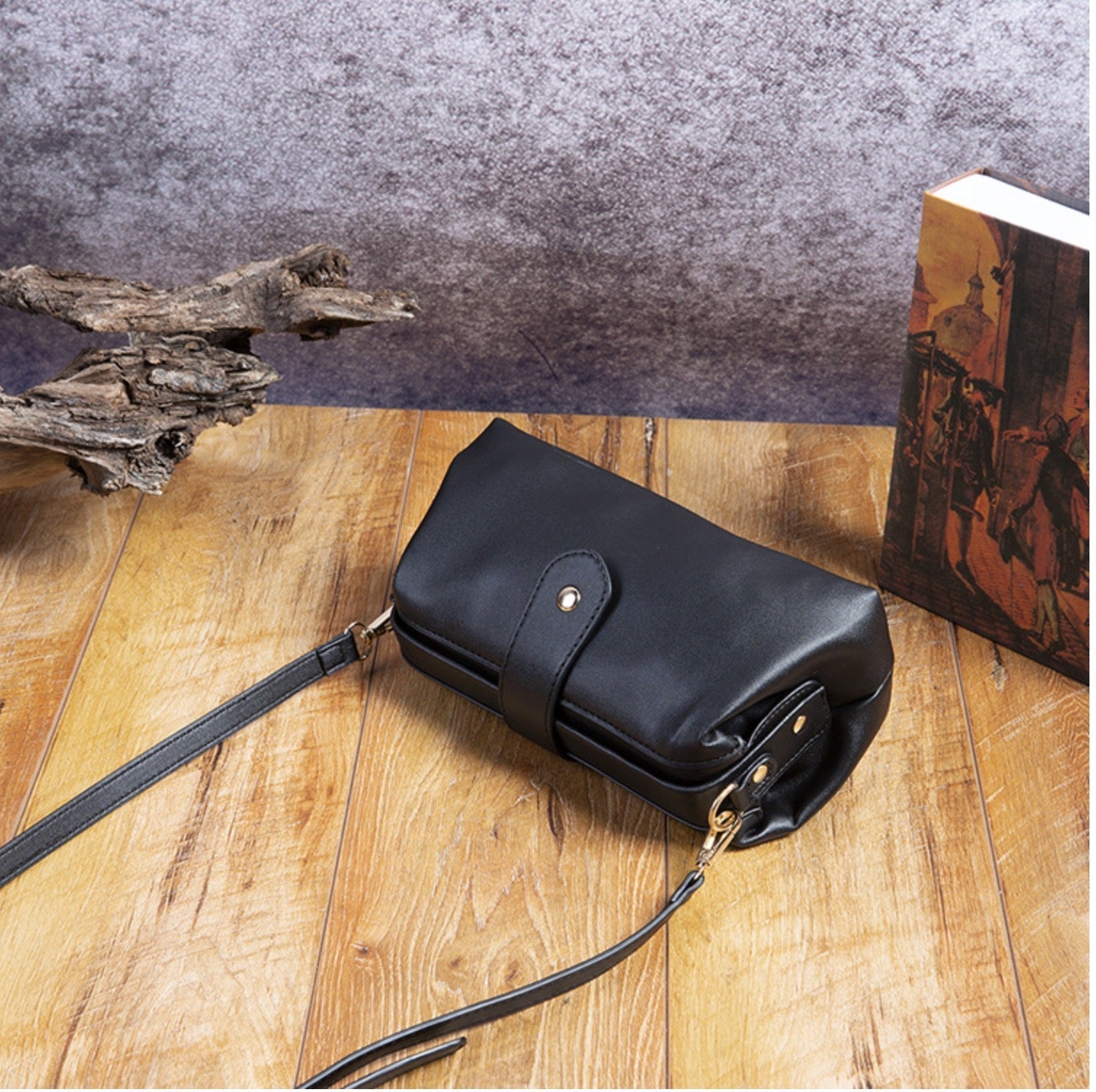 Lily - Women's Mini Crossbody Bag