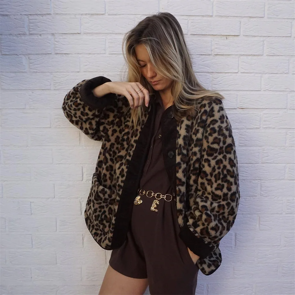 Ruby - Women's Fleece Leopard Jacket