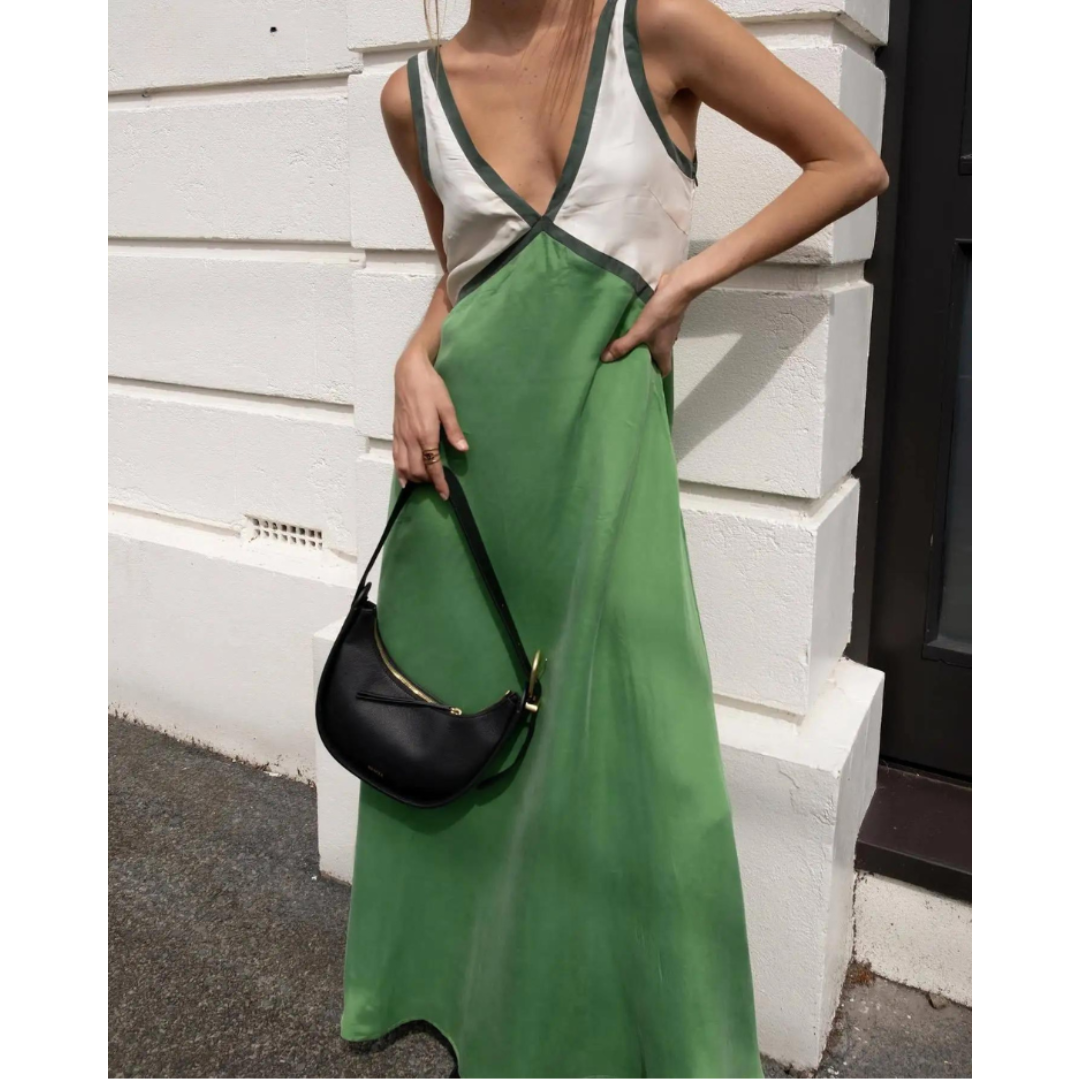 Ella - Women's Sleeveless Maxi Dress with V-Neck - photo 3