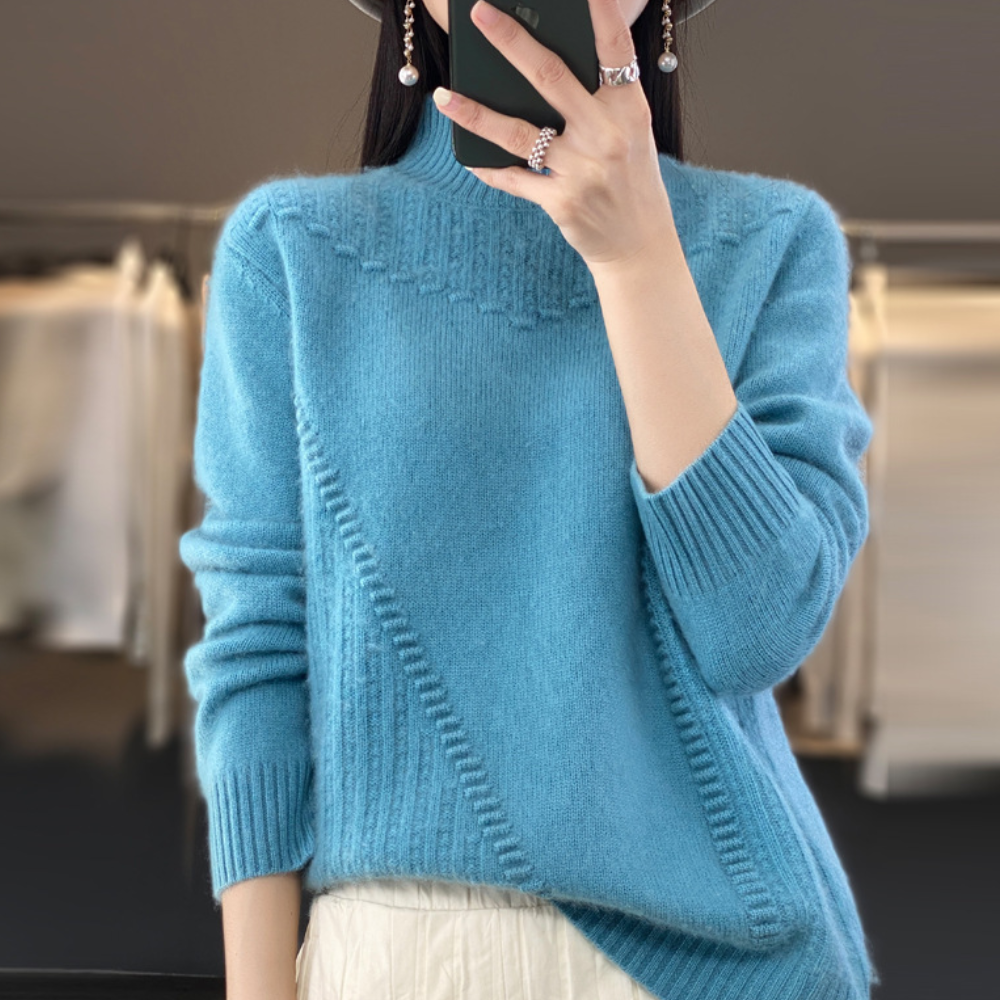 Syra - Women's Soft Knit Sweater with Diagonal Stitch