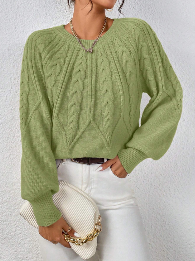 Georgina - Women's Cable-Knit Sweater