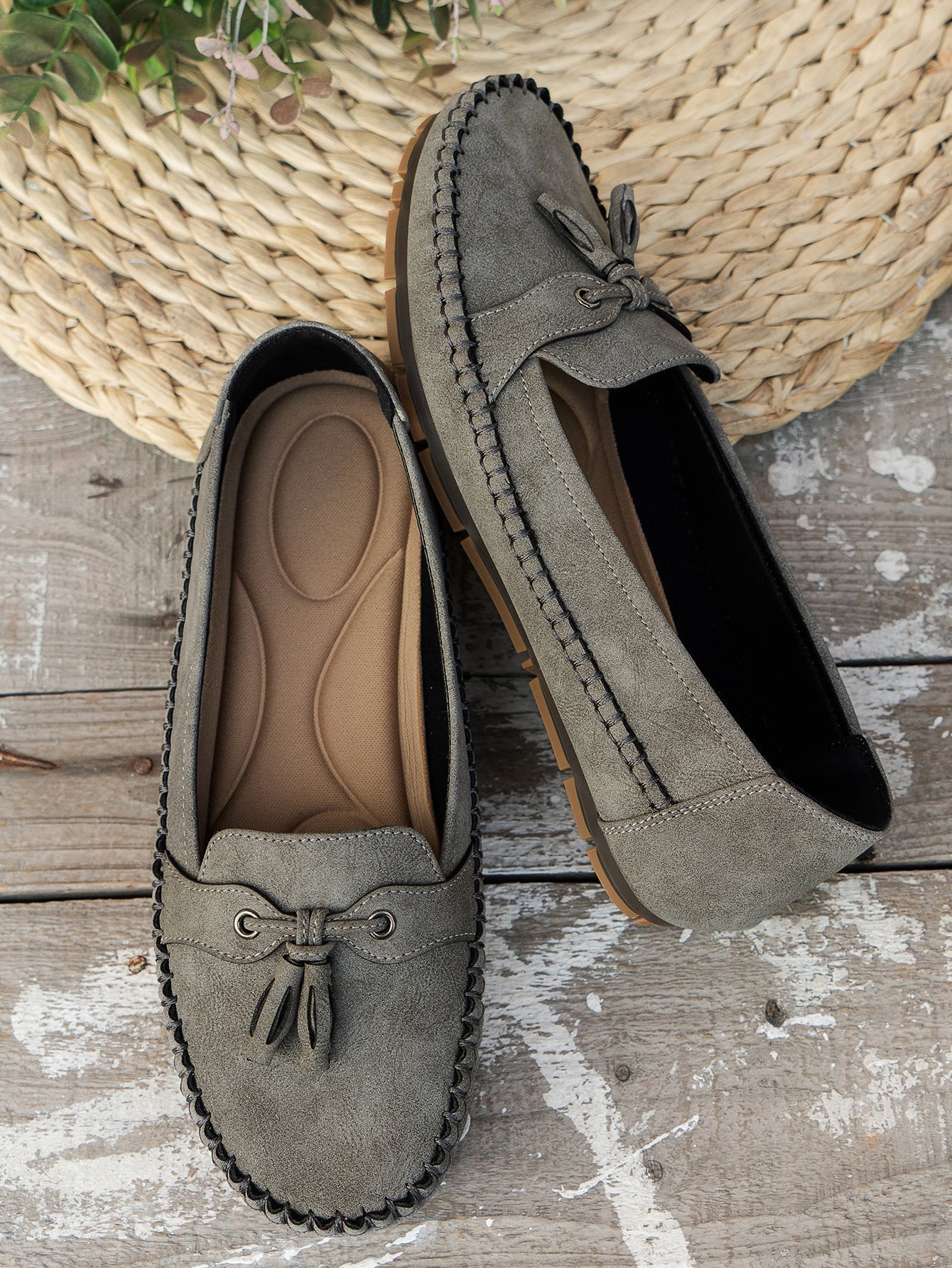 Women's Comfortable Loafers - Slip-On Cushioned