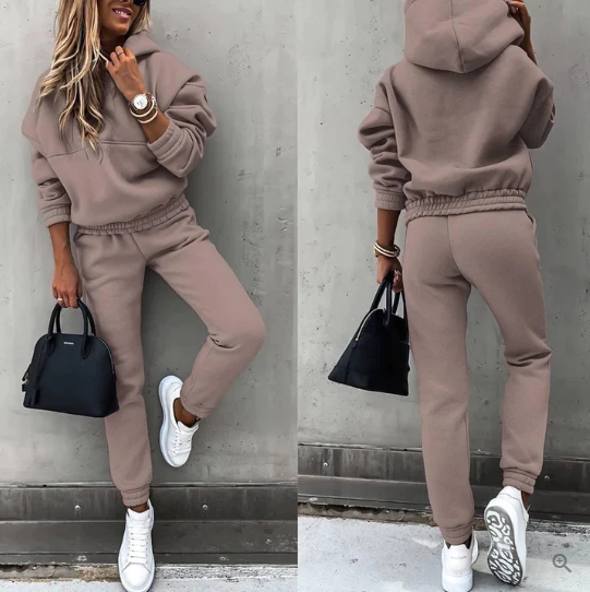 Anika - Women's Relaxed-Fit Tracksuit