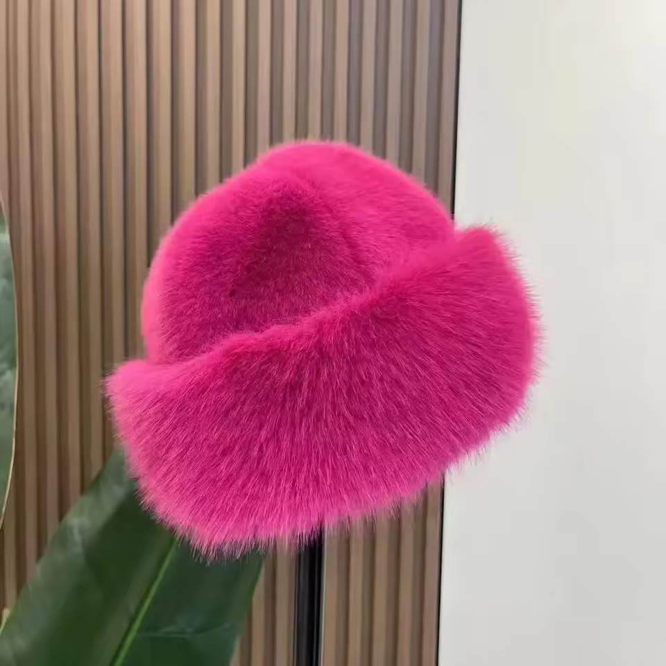Nova - Women's Faux Fur Winter Hat Stay Warm in Luxe Style