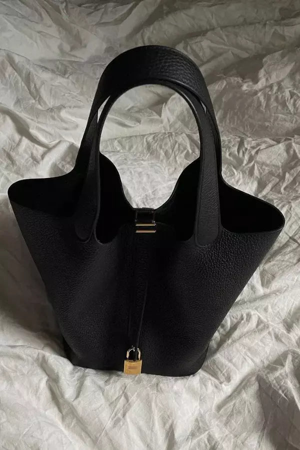 Marlo - Women's Tote Bag