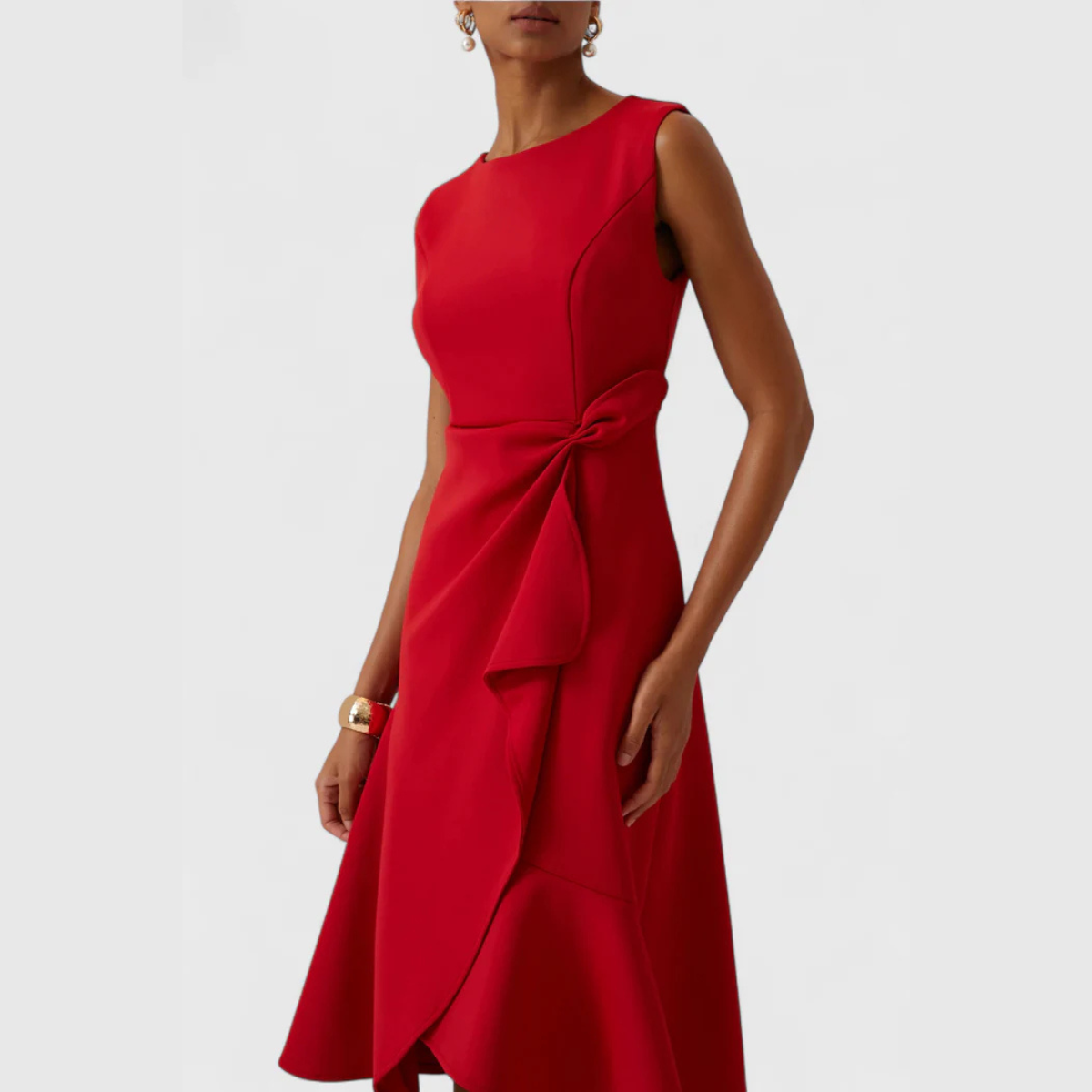 Elaine - Women's Flowing Midi Dress with No Sleeves