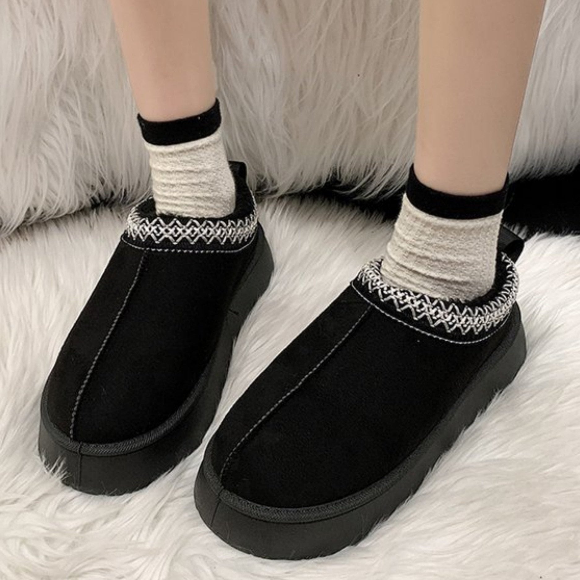 Arabella - Women's Platform Slippers with Embroidered Trim - photo 6
