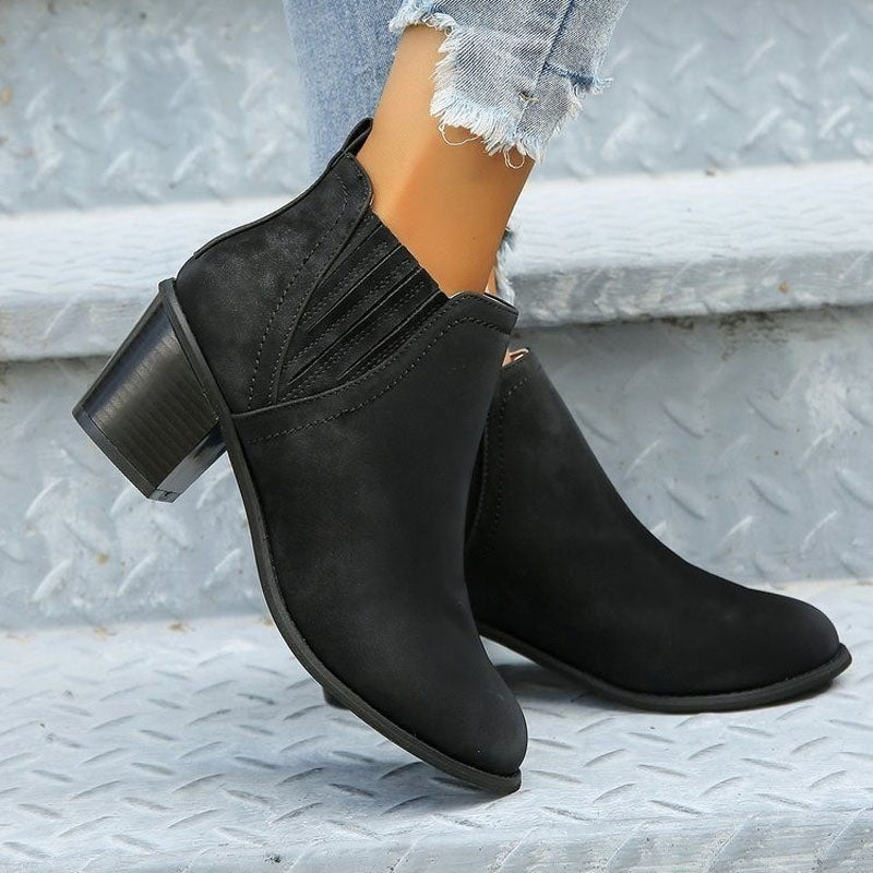 Beatrix - Women's Chelsea Boots with Stacked Heel - photo 9