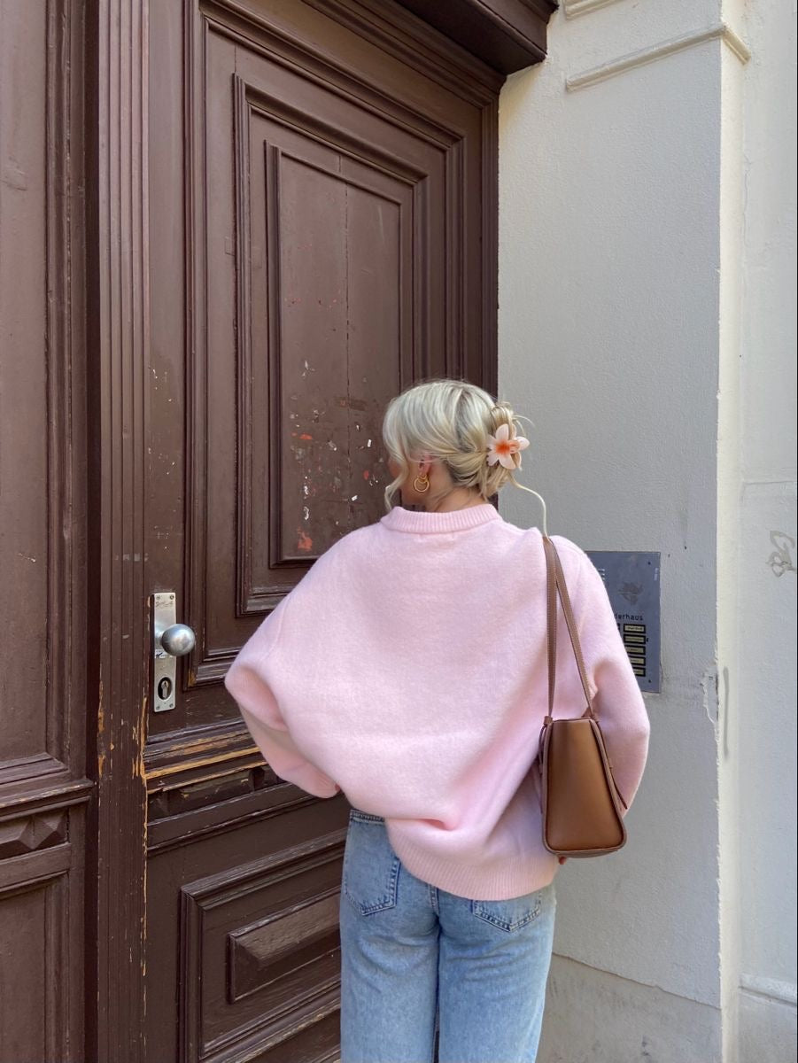 Cecile - Women's Oversized Jumper with Ribbed Cuffs - photo 4