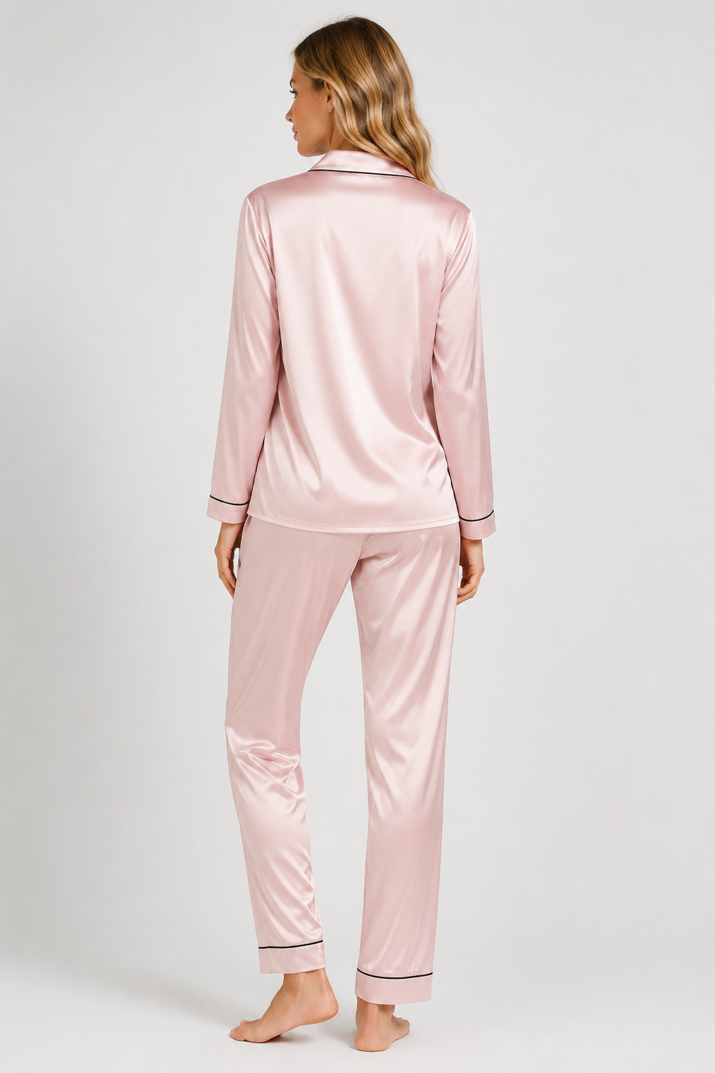 Delia - Women's Satin Pyjama Set with Long Sleeves – view 3