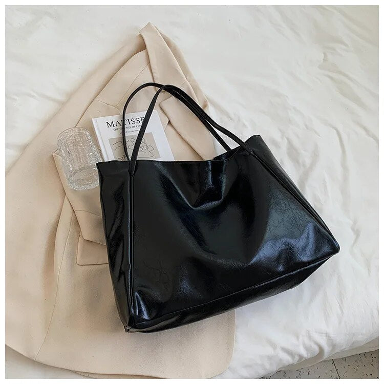 Adeline - Women's Shoulder Bag The Perfect Blend of Style and Functionality