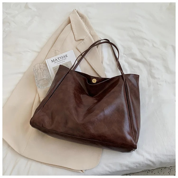 Adeline - Women's Shoulder Bag The Perfect Blend of Style and Functionality