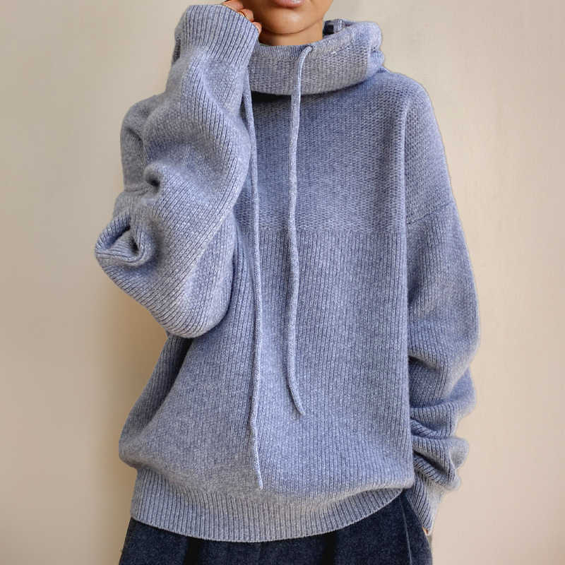 Lucy - Women's Oversized Knit Hoodie with Drawstring