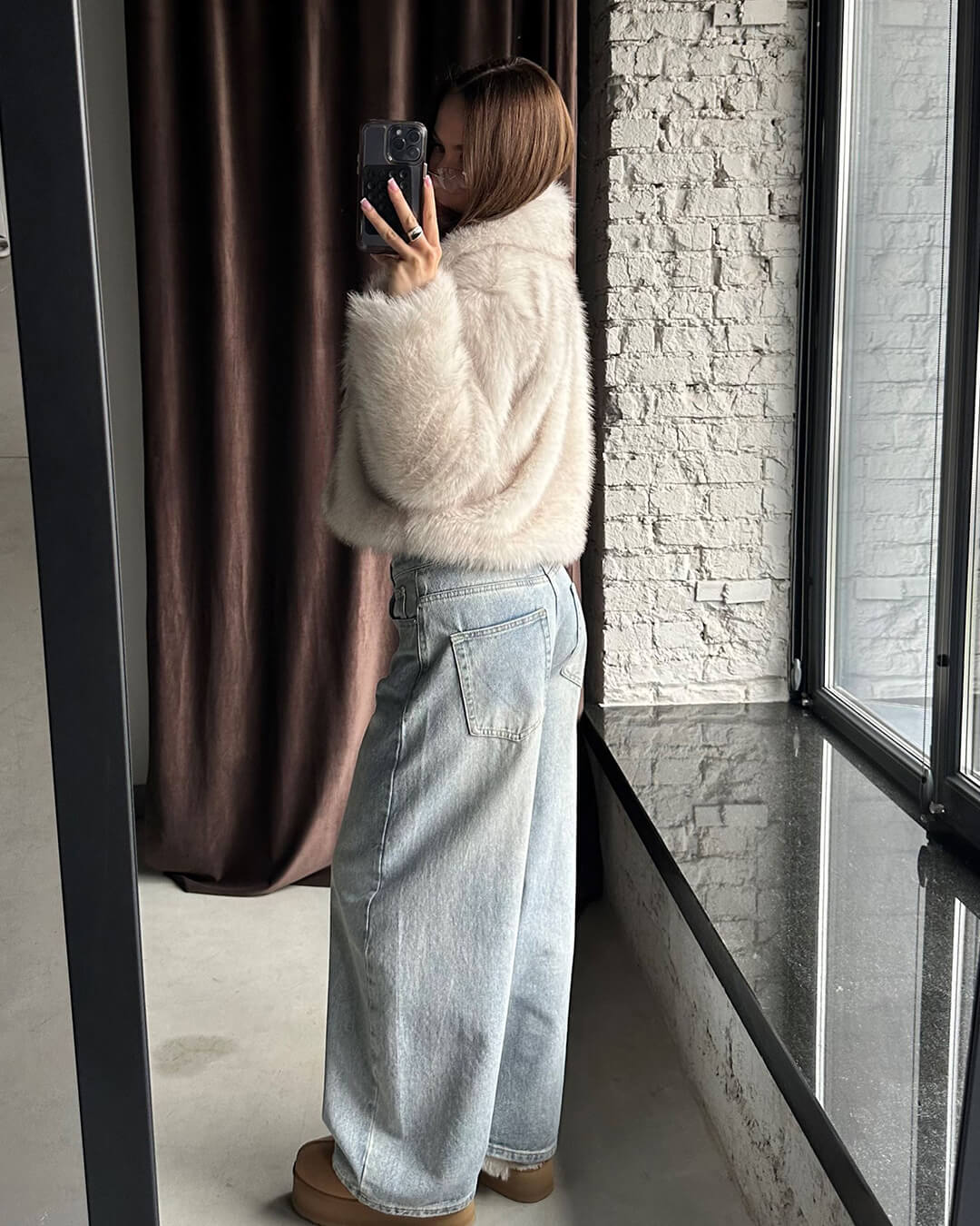 Elena - Women's Cropped Jacket in Faux Fur with Open Front - photo 2