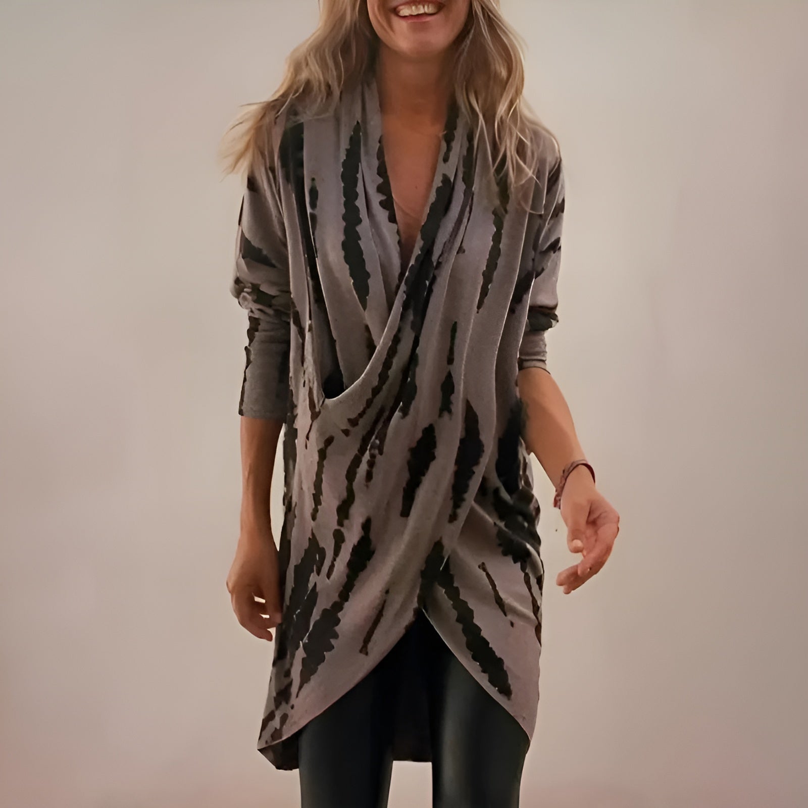 Blossom - Women's V-Neck Tunic with Relaxed Fit