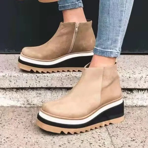 Elsie - Women's Ankle Boots with Side Zip and Platform Sole - photo 2