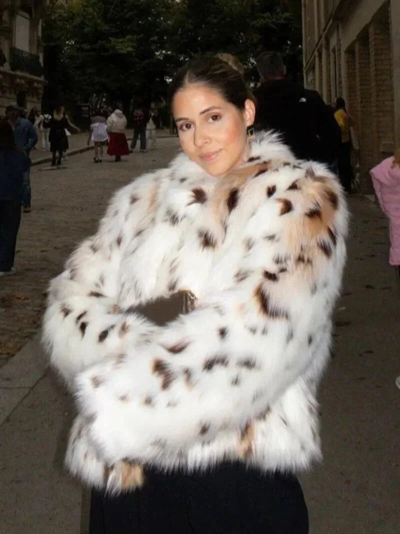 Eunice - Women's Relaxed Coat in Leopard Print - photo 10