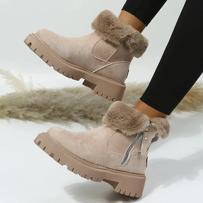Fallon-Rae - Women's Ankle Boots in Faux Fur with Side Zip - photo 3