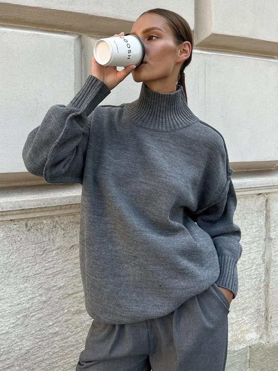 Flora - Women's Jumper in Knit with Roll Neck - photo 4