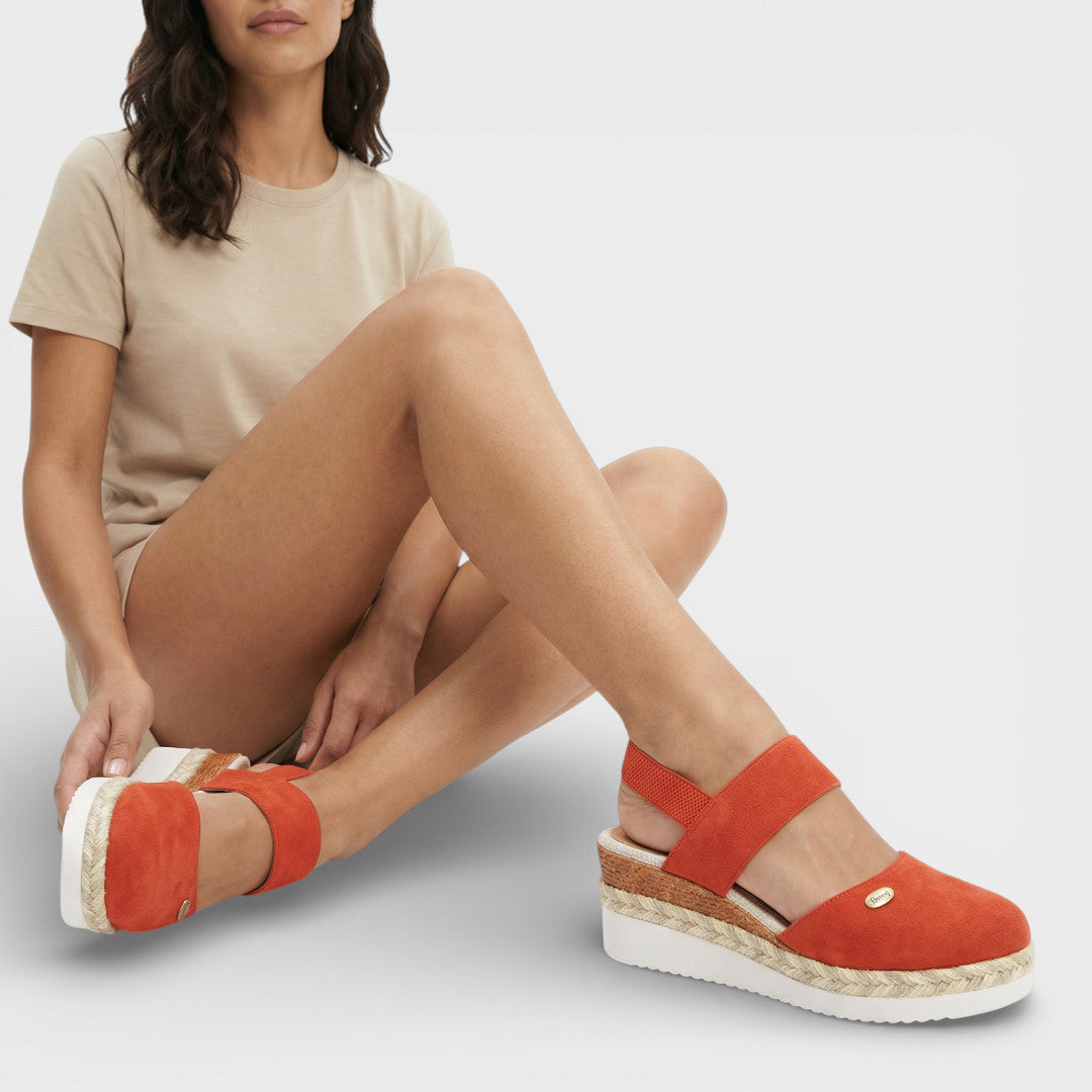 Espadrillas con zeppa da donna a punta chiusa e cinturino alla caviglia