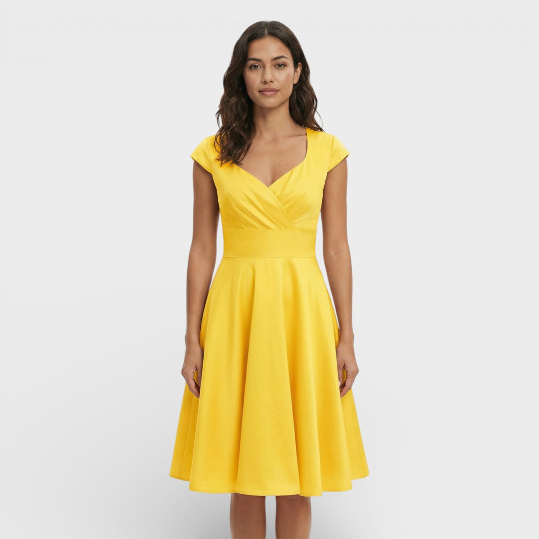 Women's Short Sleeve V Neck Pleated Midi Dress