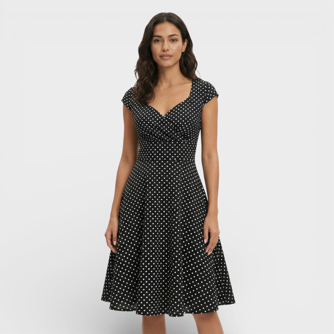 Women's Short Sleeve V Neck Pleated Midi Dress