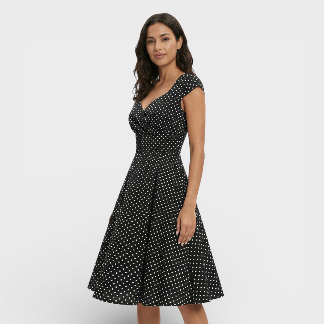 Women's Short Sleeve V Neck Pleated Midi Dress
