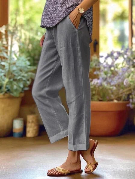 Madge - Women's Wide-Leg Short Trousers with an Elastic Waist
