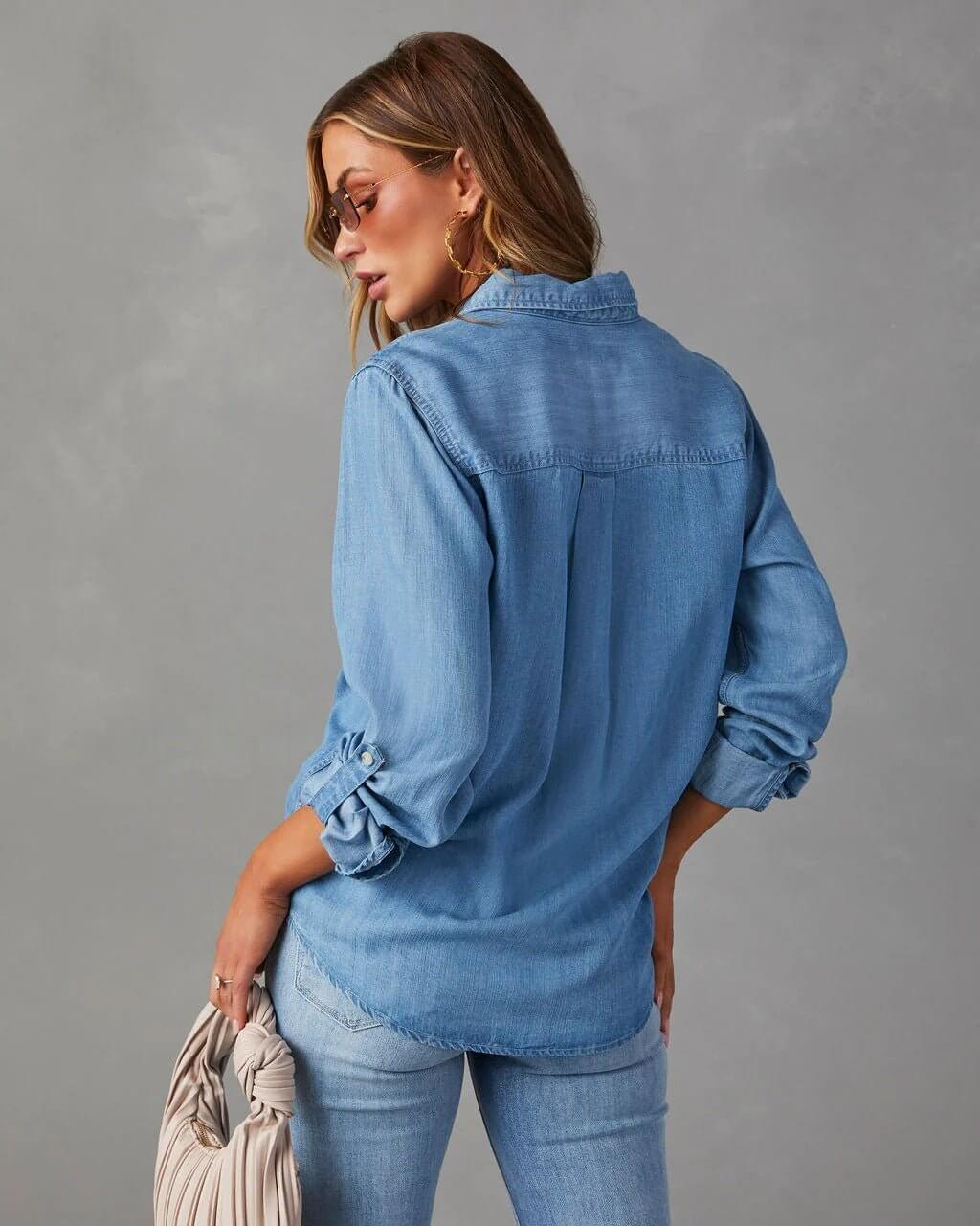 Liv - Women's Shirt in Denim with Long Sleeves - photo 4