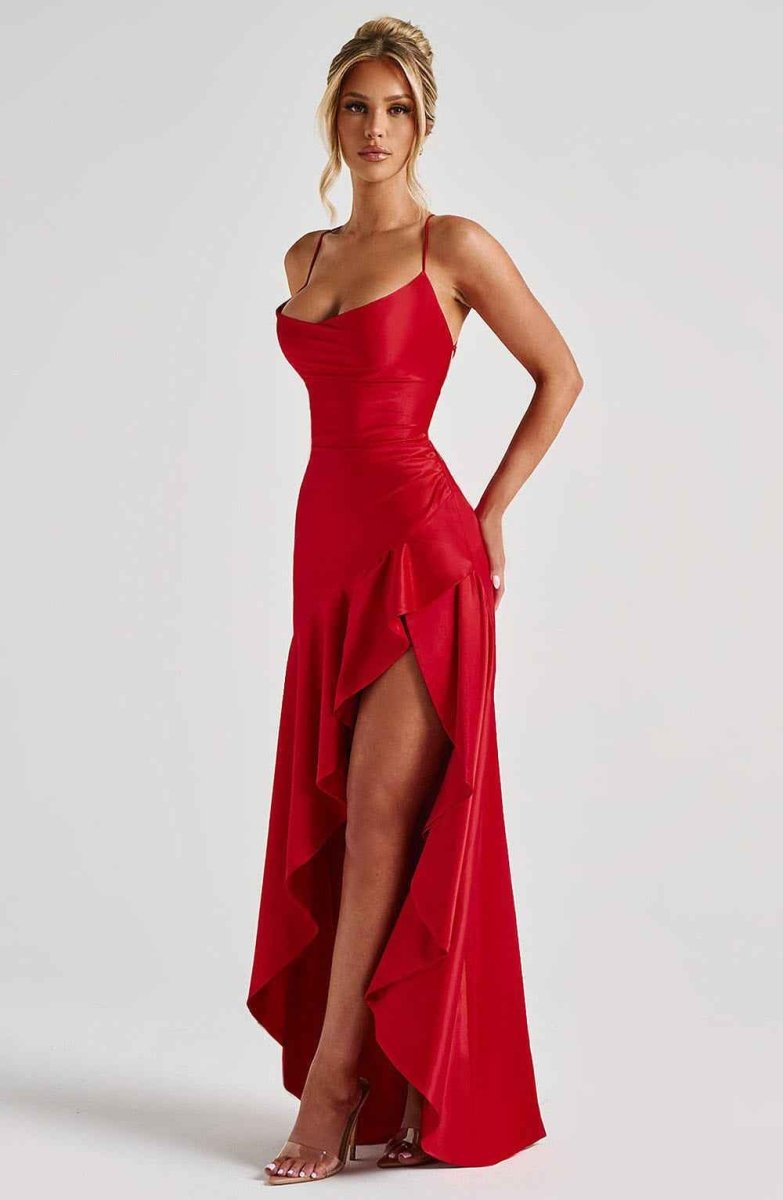 Maxikleid mit Rüschenabschluss
