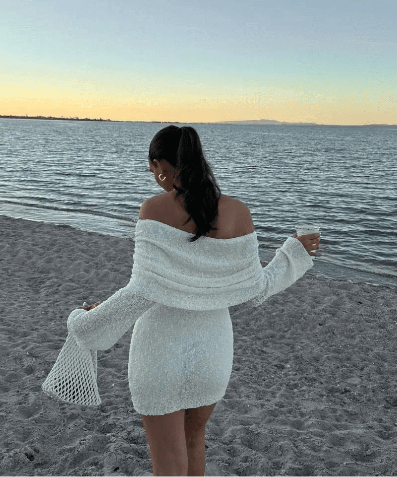 Noelene - Women's Fitted Mini Dress in Knit - photo 3