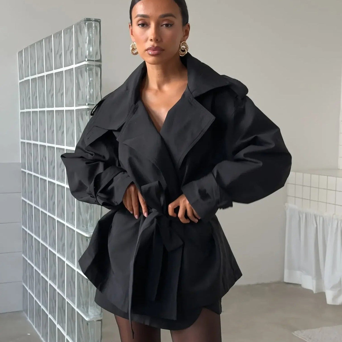 Petra - Women's Cropped Trench Coat with Collar - photo 3