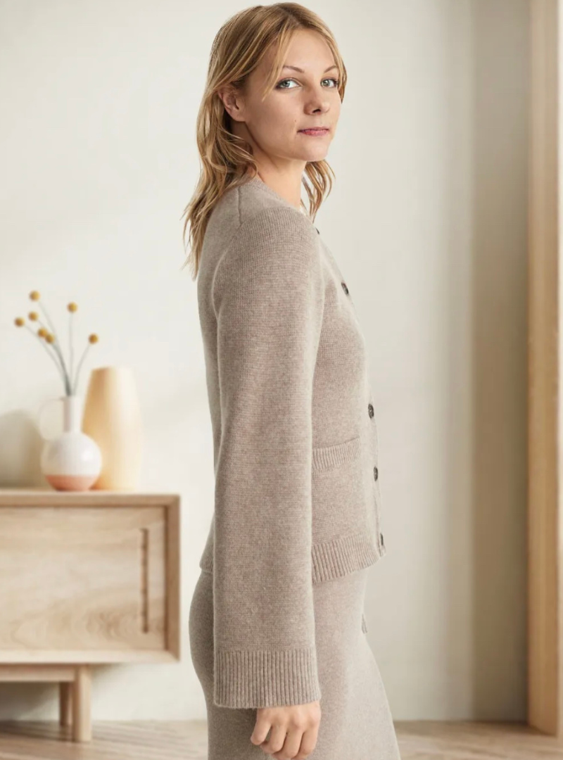 Philippa - Women's Cardigan in Knit with Balloon Sleeves - photo 4