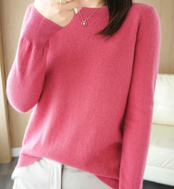 Quintessa - Women's Relaxed Jumper with Roll Neck - photo 13