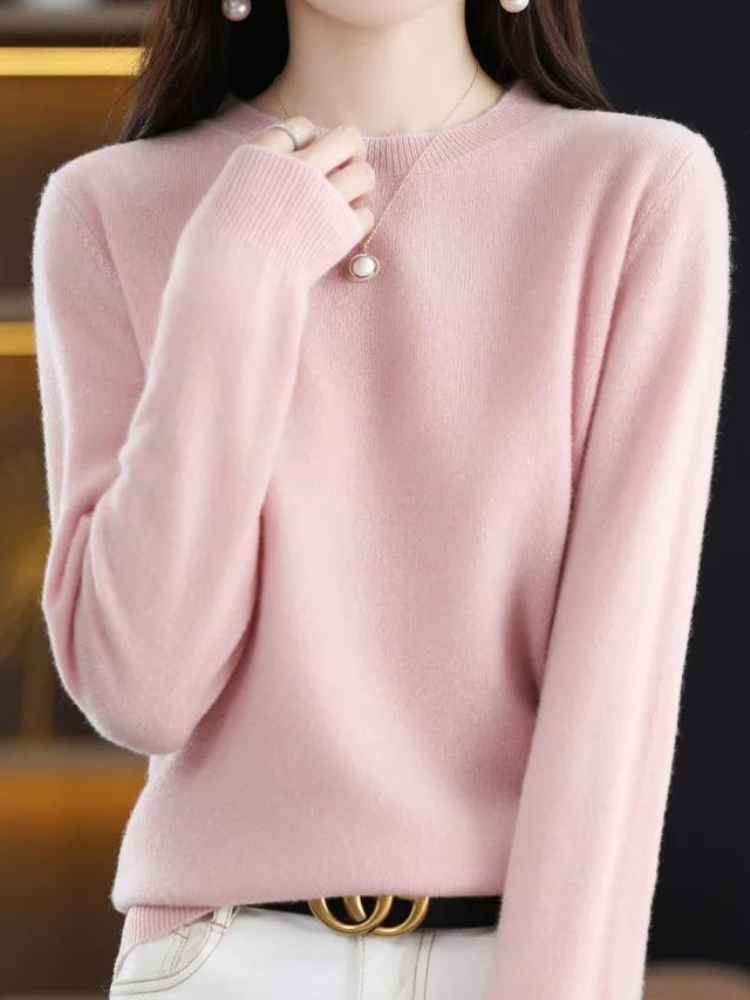 Quintessa - Women's Relaxed Jumper with Roll Neck - photo 8