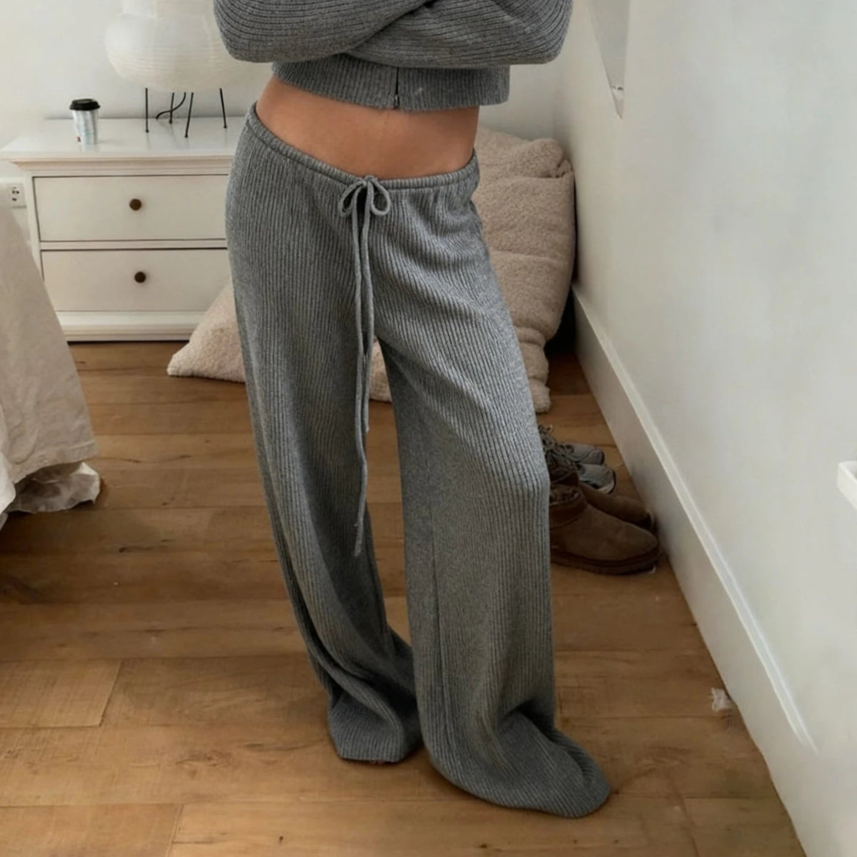 Rania - Women's Relaxed Trousers in Knit with Wide Leg - photo 2