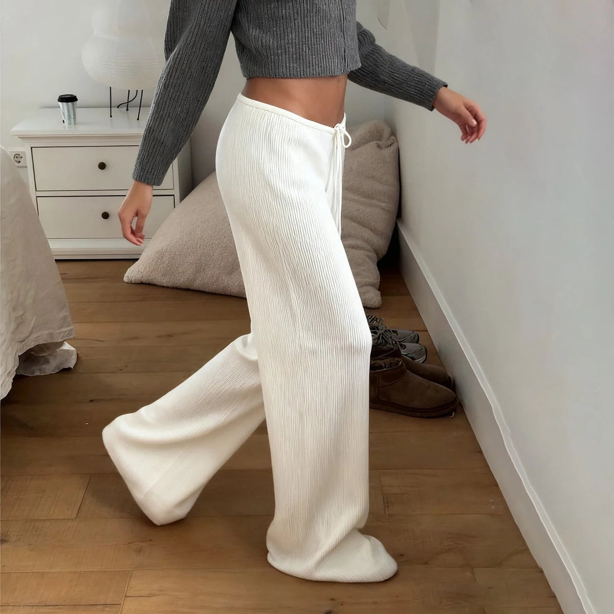 Rania - Women's Relaxed Trousers in Knit with Wide Leg - photo 4