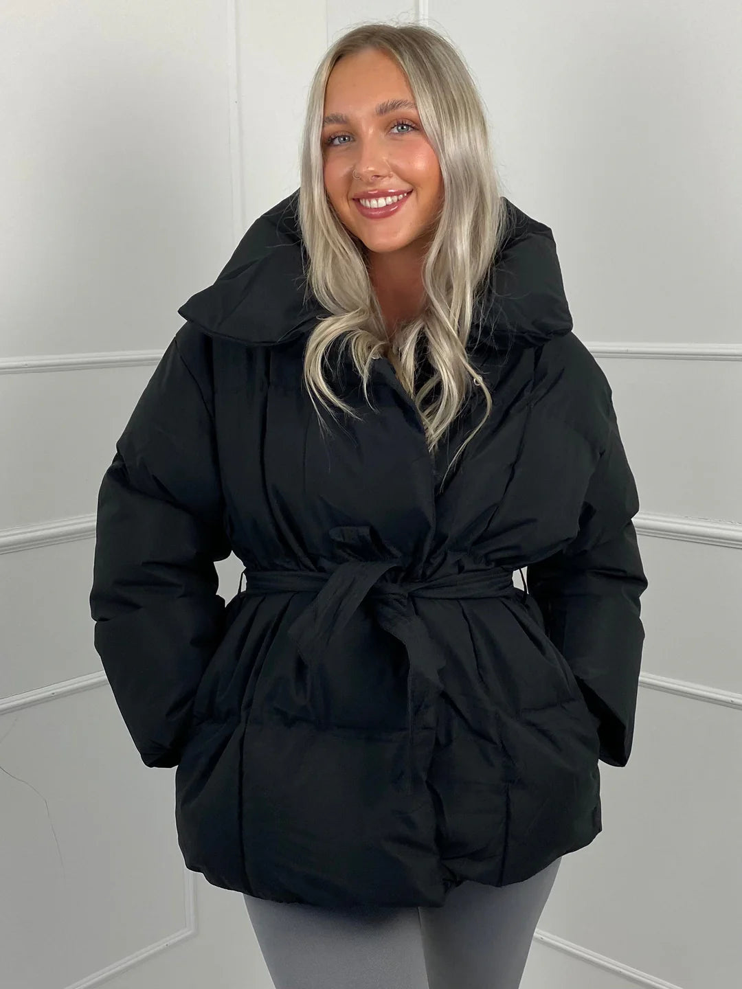 Rhea - Women's Relaxed Puffer Jacket with Collar - photo 12