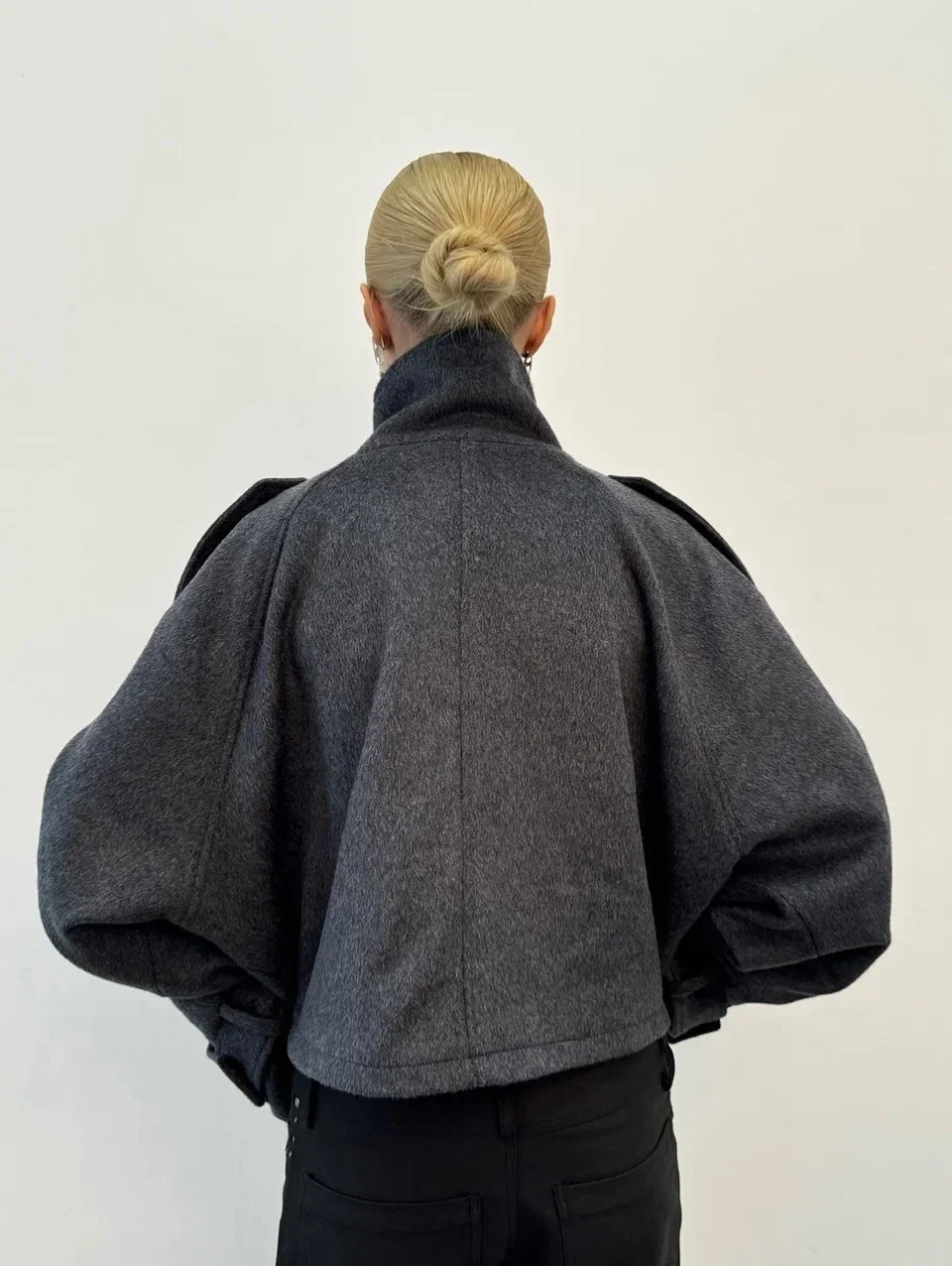 Shona - Women's Relaxed Jacket with Button Front - photo 5
