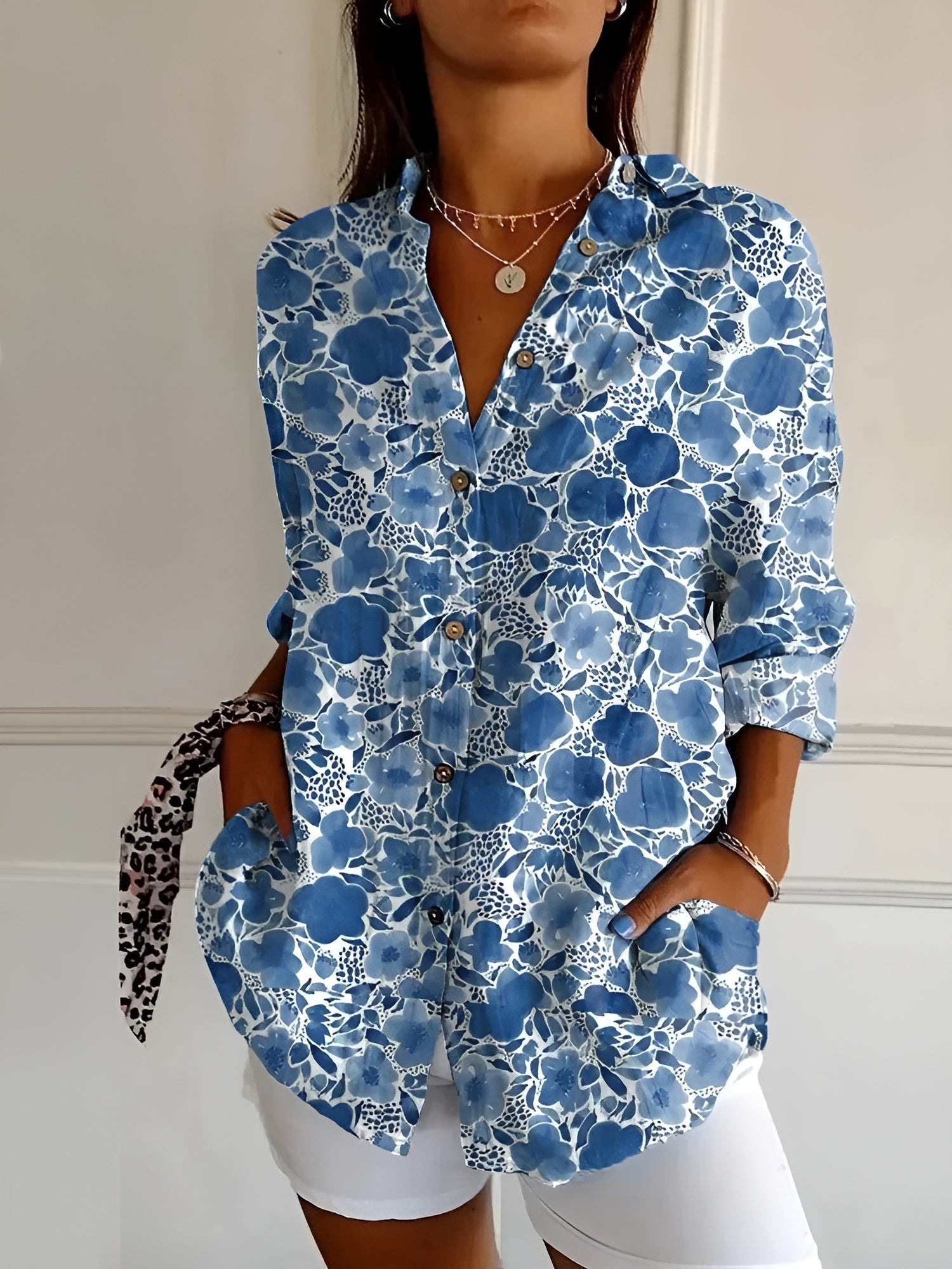 Ivy - Women's Floral Breeze Button-Up Shirt
