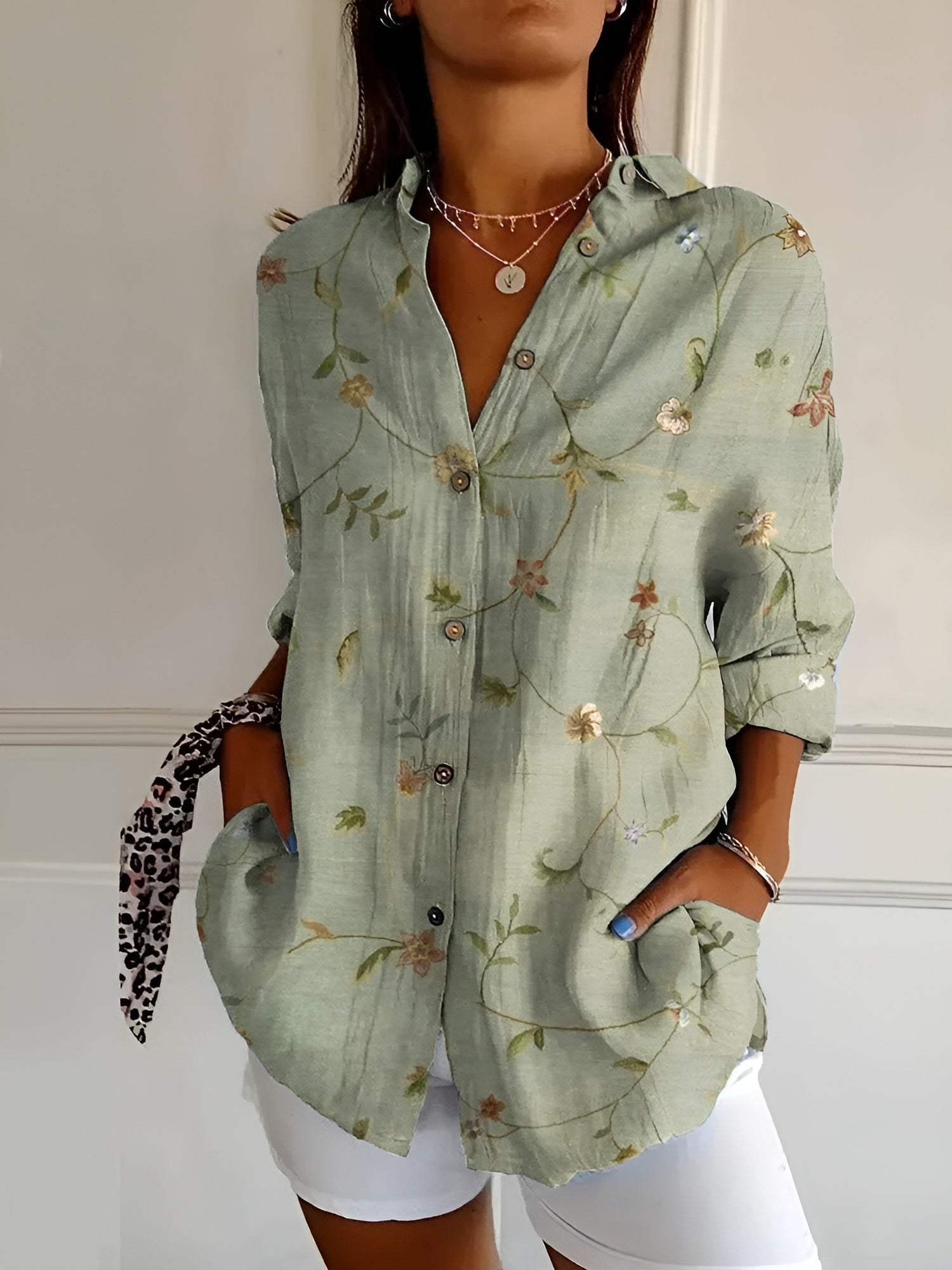 Ivy - Women's Floral Breeze Button-Up Shirt