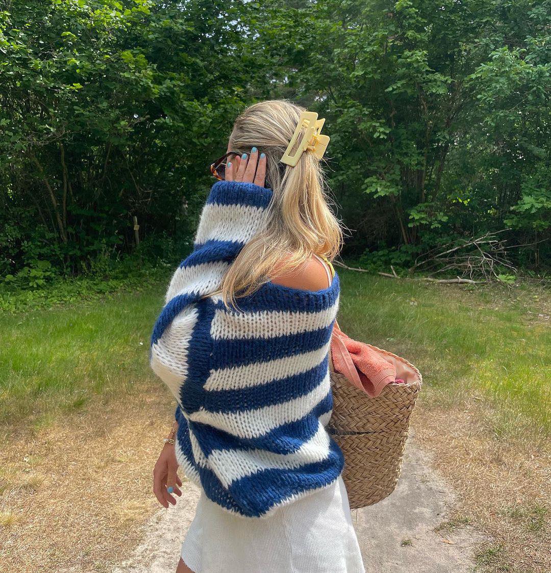 Verona - Women's Relaxed Jumper in Knit with Stripe - photo 7