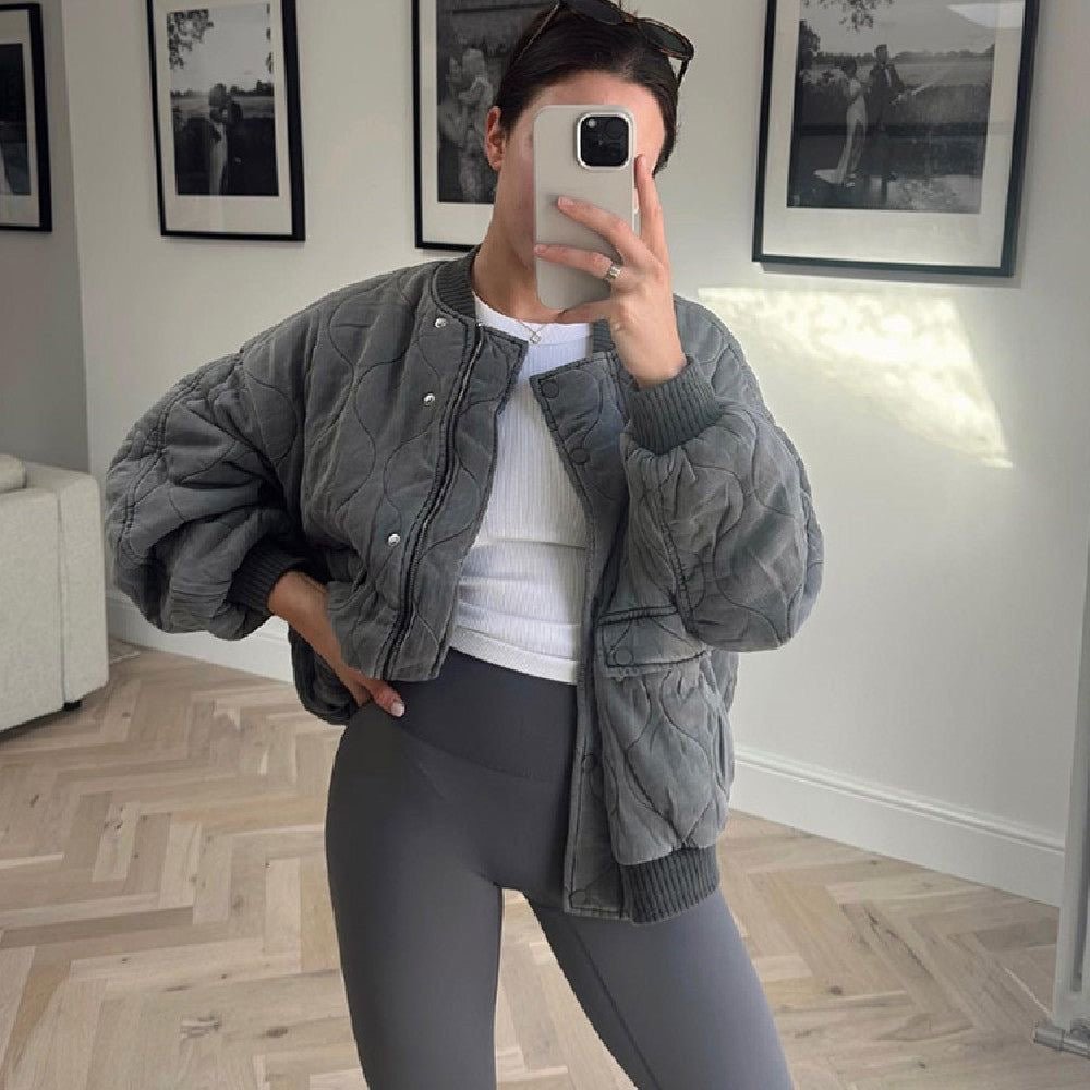 Willowby - Women's Relaxed Bomber Jacket in Quilted Finish - photo 3