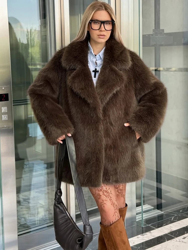 Winnie - Women's Relaxed Coat with a Collar - photo 2