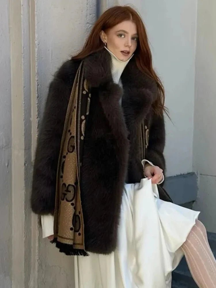 Winnie - Women's Relaxed Coat with a Collar - photo 3