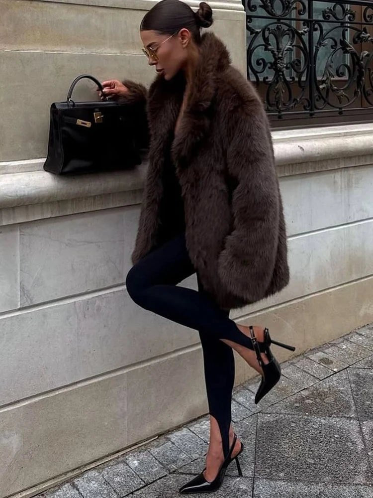 Winnie - Women's Relaxed Coat with a Collar - photo 5