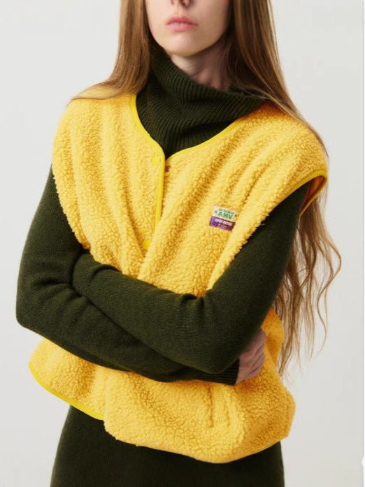 Pansy - Women's Tailored Vest in Button-Front Fleece - photo 8