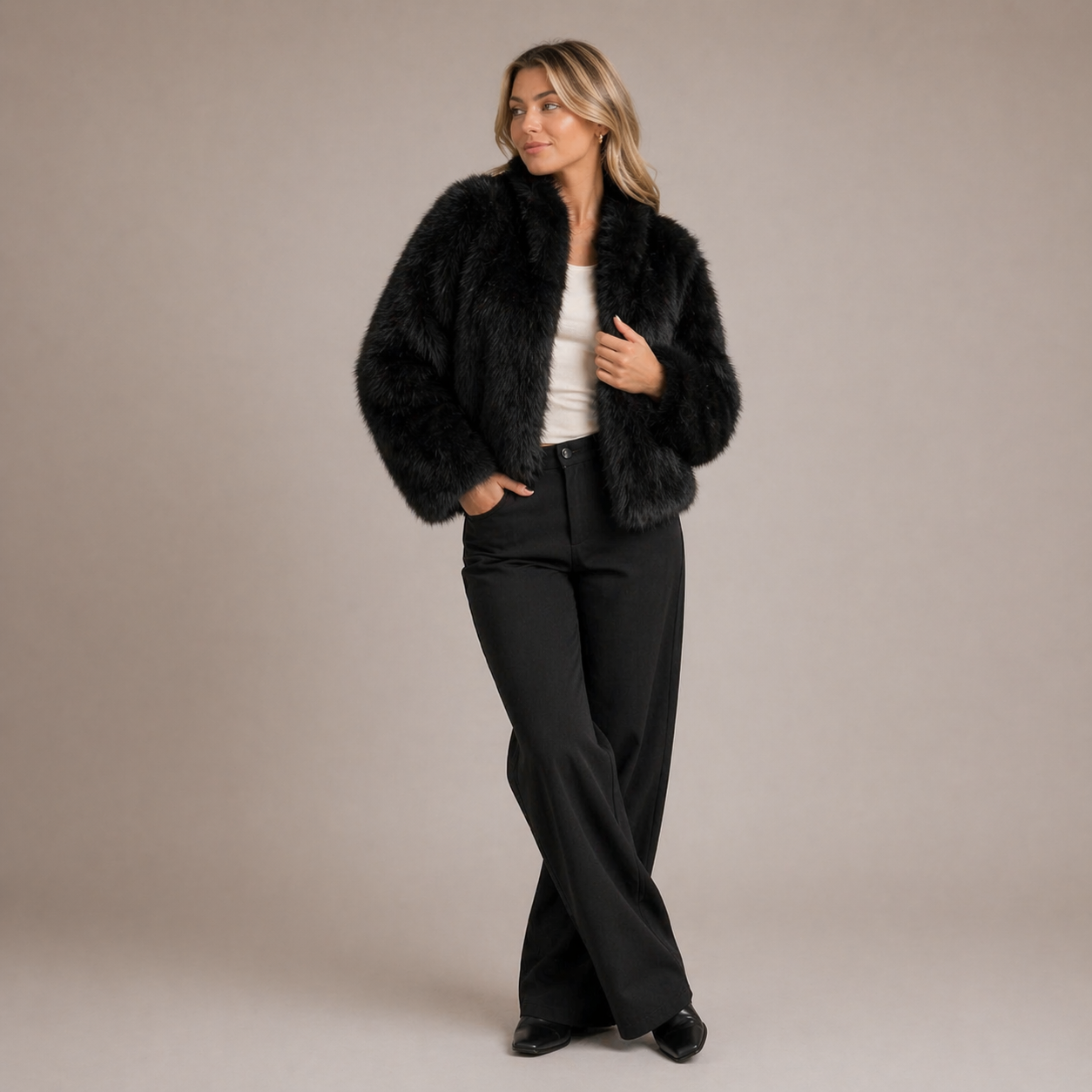 Suzanne: chaqueta de piel sintética para mujer de corte holgado